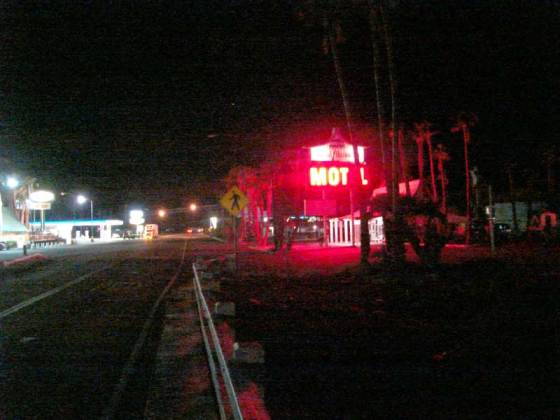 04356-royal-hawaiian-sign-800px